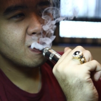 T-Flo naka black diamonds, san ka pa